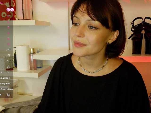 BadPrincessJenny's BongaCams show and profile