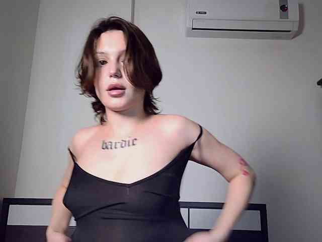 BadPrincessJenny webcam