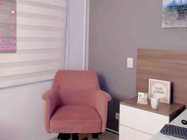 CurvylatinGoddess webcam