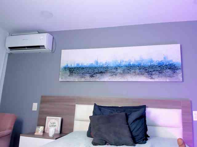 CurvylatinGoddess webcam