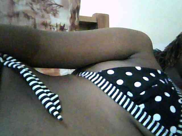 SpicyCherryGirl webcam