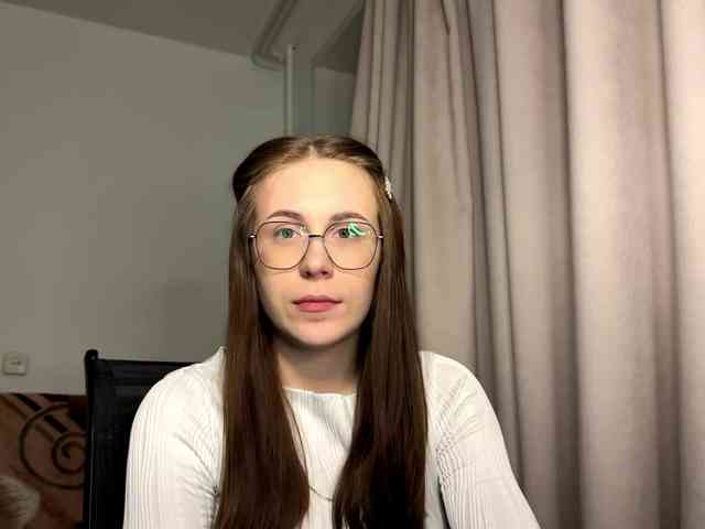 ViKurrr Live Webcam on BongaCams