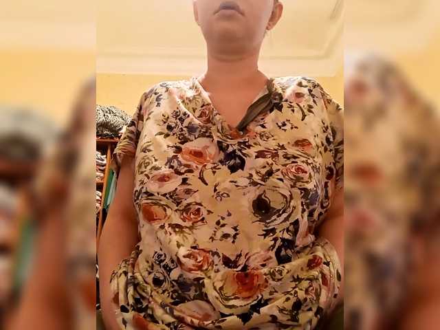 le modèle AugustinaCrys est en webcam porno dans un show sur le site bongacams, il possède les tags suivants: White/Caucasian,Blonde,Trimmed