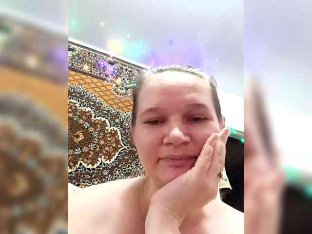 AugustinaCrys webcam