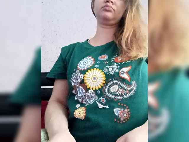 AugustinaCrys webcam