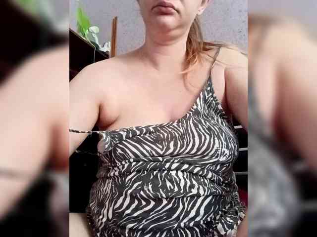 AugustinaCrys webcam