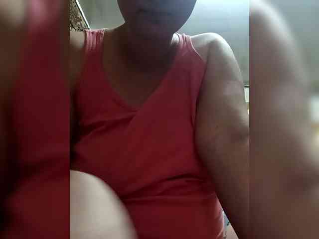 AugustinaCrys webcam