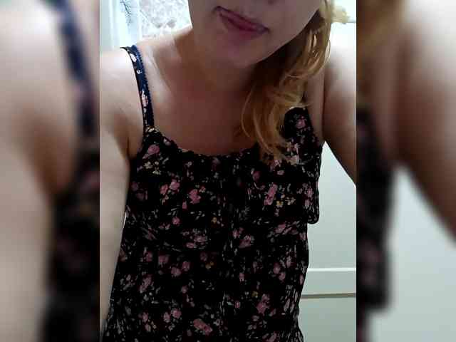 AugustinaCrys webcam