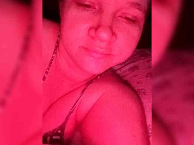 AugustinaCrys webcam