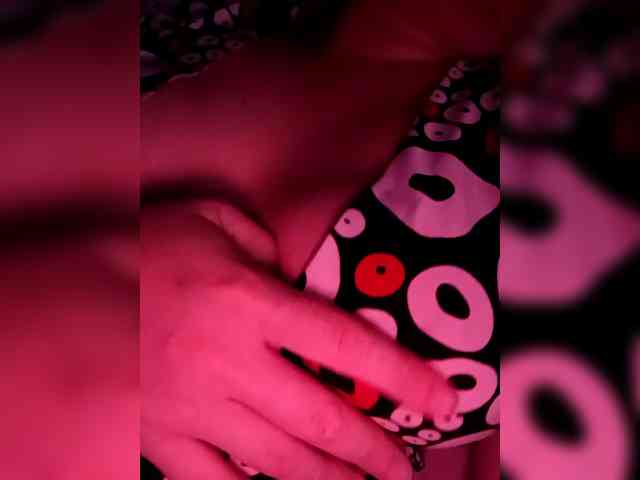 AugustinaCrys webcam