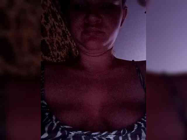 AugustinaCrys webcam