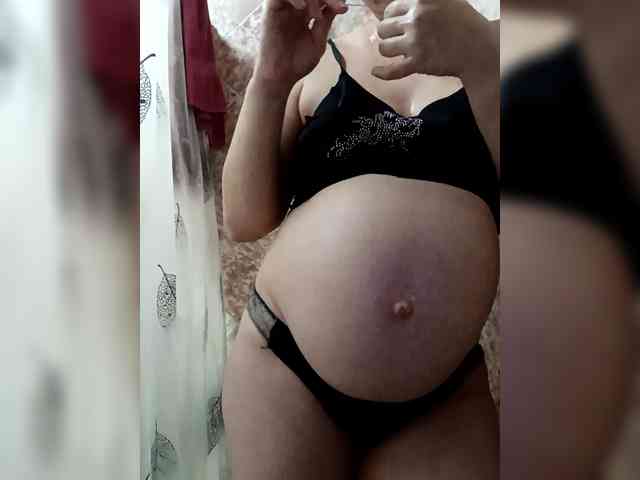 AugustinaCrys Live Webcam on BongaCams