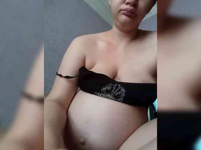 AugustinaCrys Live Webcam on BongaCams