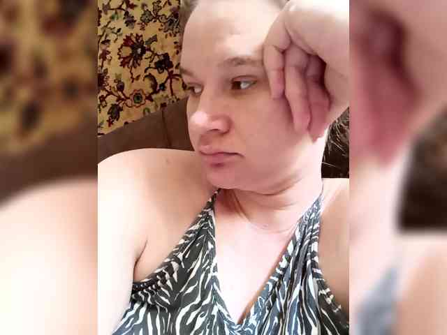 AugustinaCrys webcam