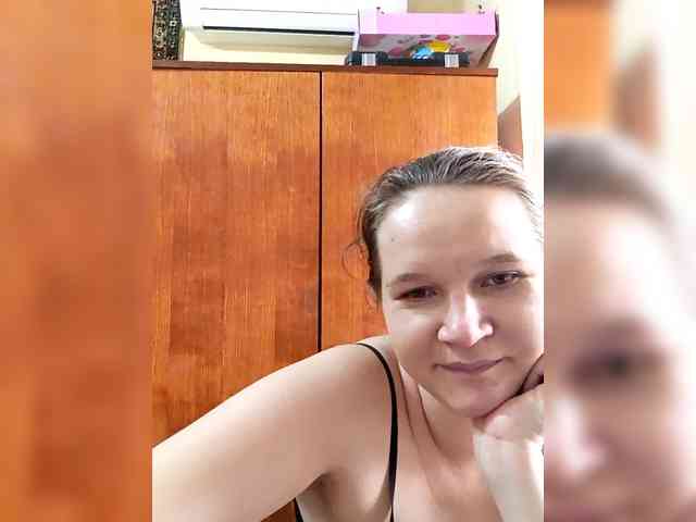 AugustinaCrys webcam