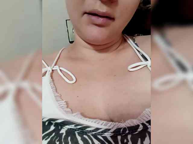 AugustinaCrys webcam