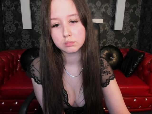 MonicaSway's BongaCams show and profile