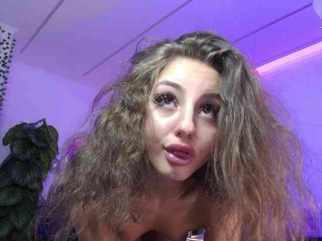 Annastasiajune Live Webcam on BongaCams