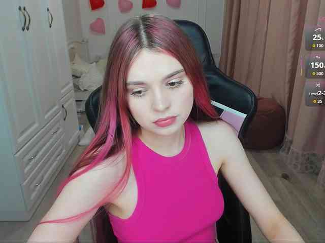 c4ssie Live Webcam on BongaCams