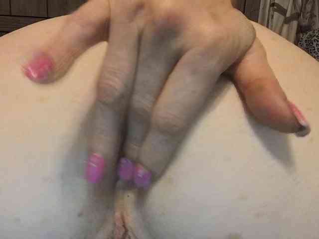 BeautyQueenMa webcam