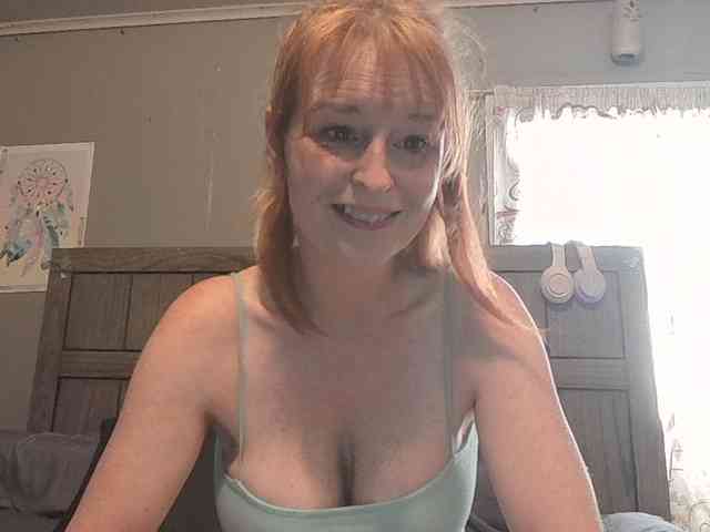 BeautyQueenMa webcam