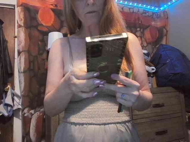 BeautyQueenMa webcam