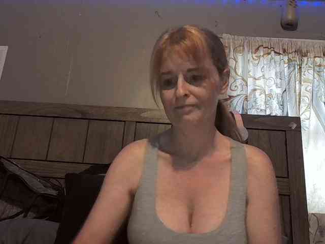 BeautyQueenMa webcam