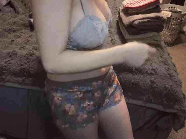 BeautyQueenMa webcam