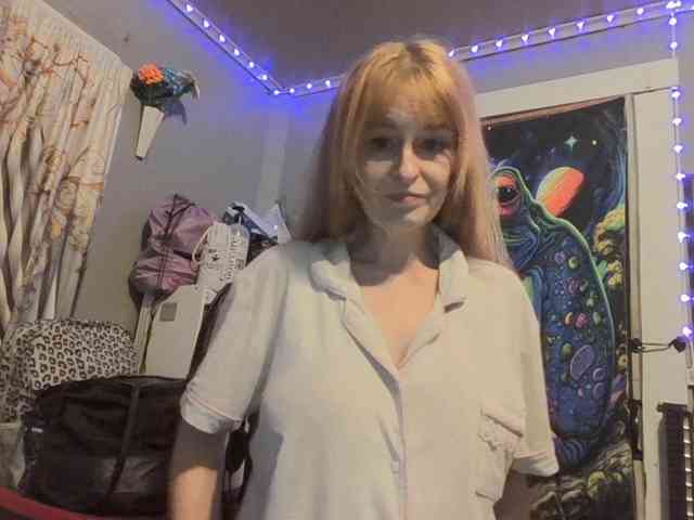 BeautyQueenMa webcam