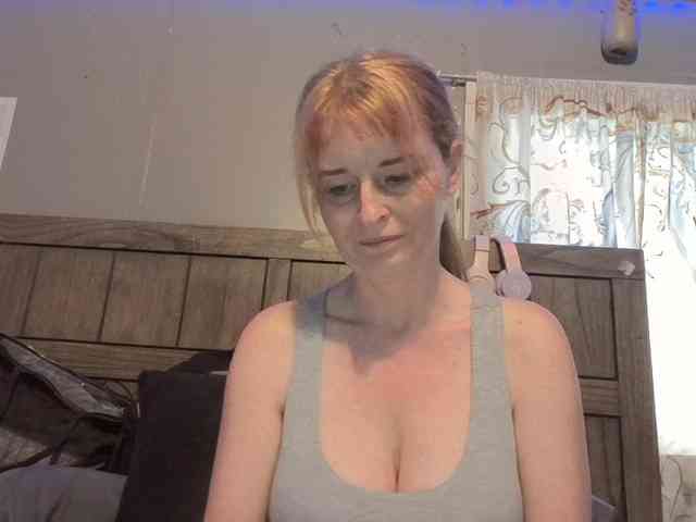 BeautyQueenMa webcam