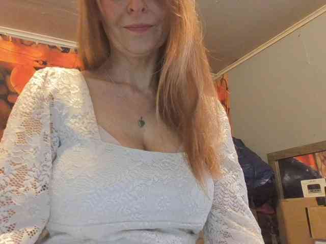 BeautyQueenMa webcam