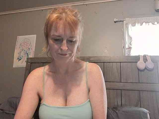 BeautyQueenMa webcam