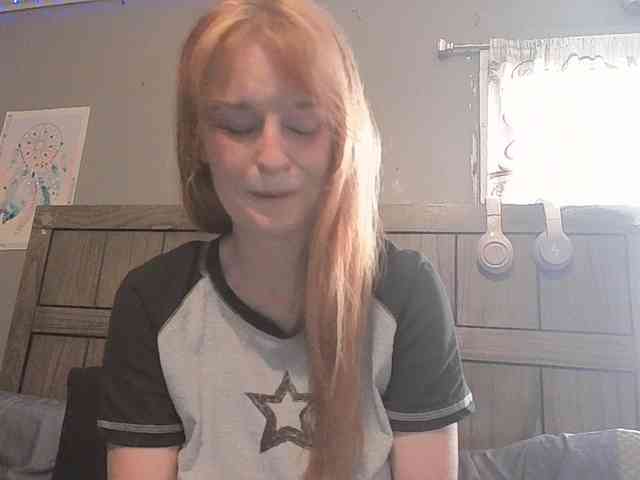 BeautyQueenMa webcam