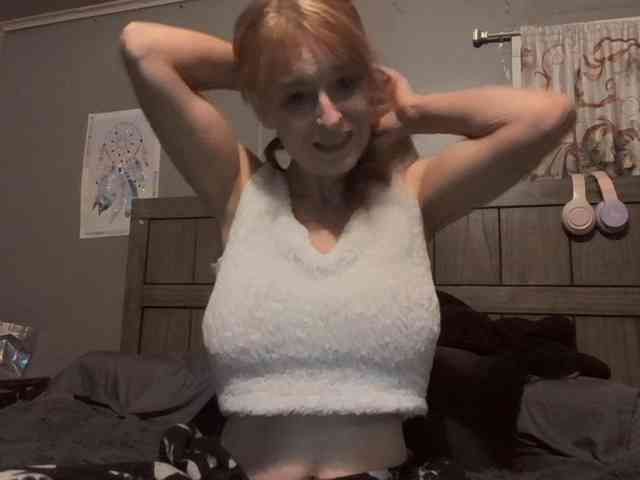 BeautyQueenMa webcam