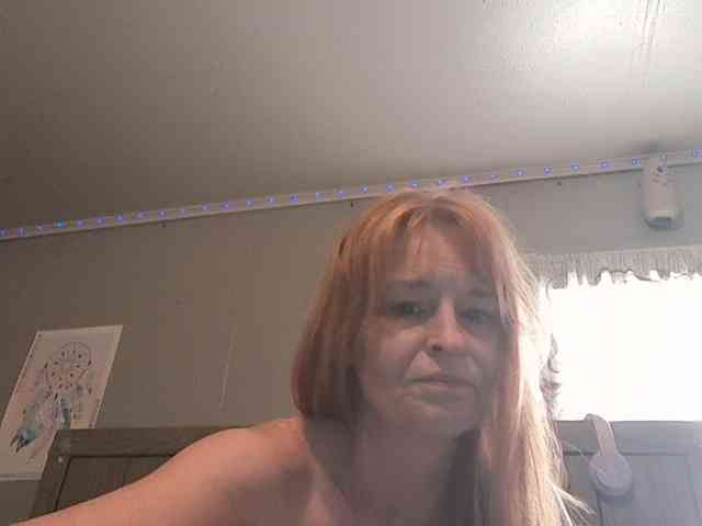 BeautyQueenMa webcam