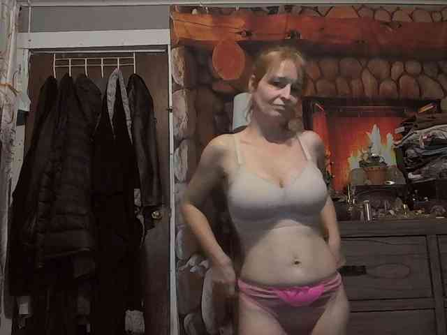 BeautyQueenMa webcam