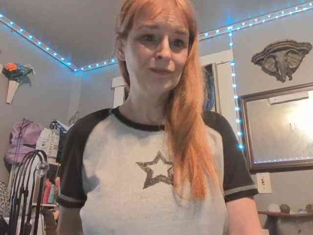 BeautyQueenMa webcam