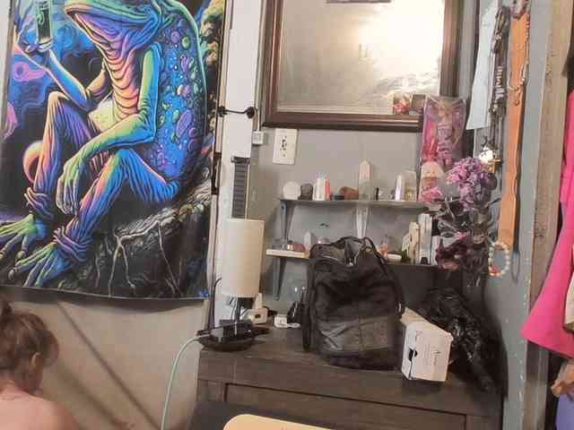 BeautyQueenMa webcam