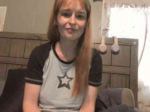 BeautyQueenMa webcam