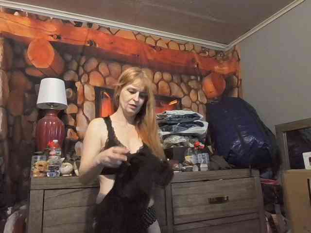 BeautyQueenMa webcam