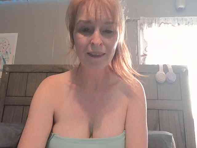 BeautyQueenMa webcam