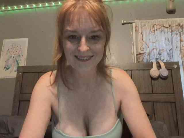 BeautyQueenMa webcam