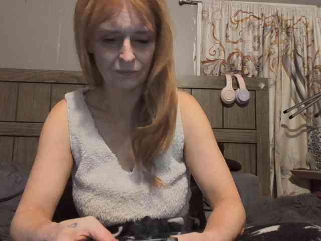 BeautyQueenMa webcam