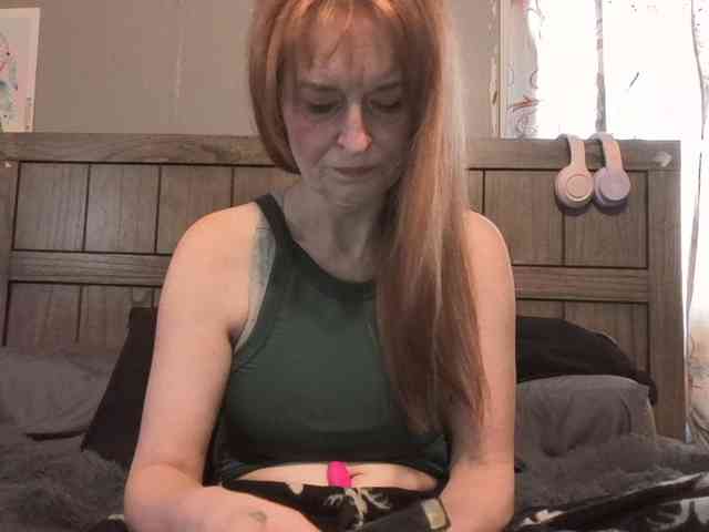 BeautyQueenMa webcam