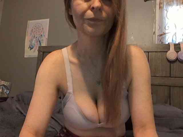 BeautyQueenMa webcam