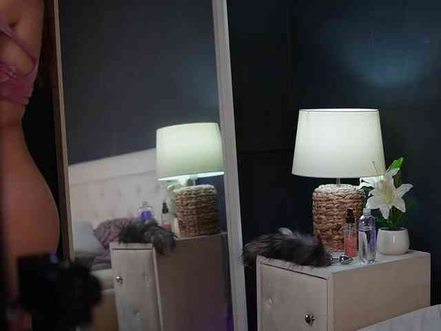 JessicaJupiter webcam