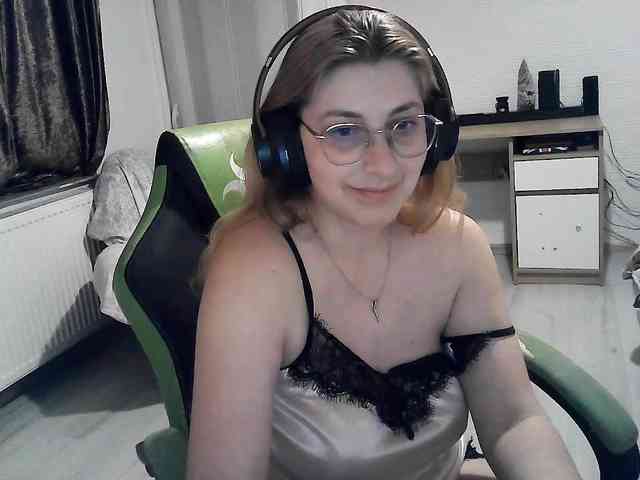 Ryona Live Webcam on BongaCams