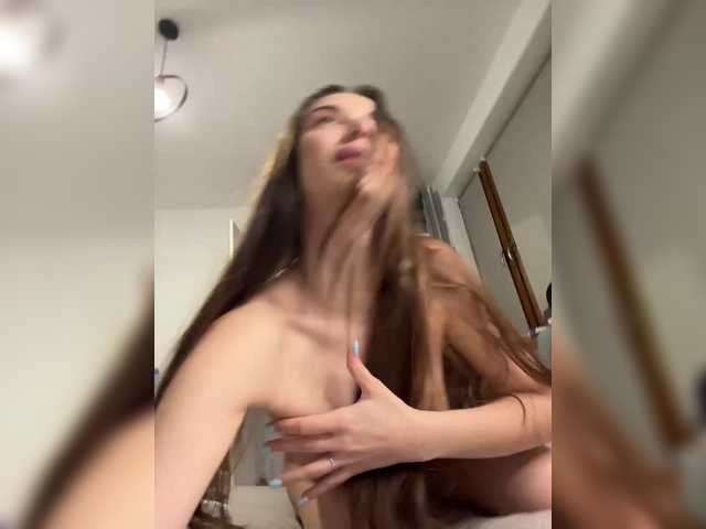 AAOneLove's BongaCams show and profile