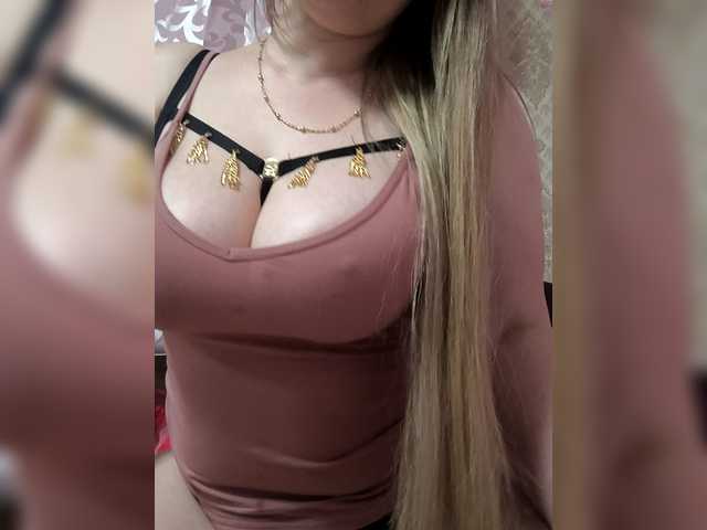 Valentinka-01's BongaCams show and profile