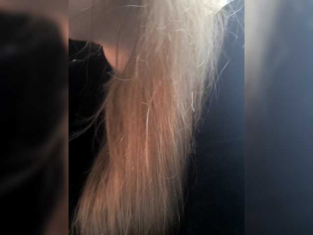 Valentinka-01's BongaCams show and profile